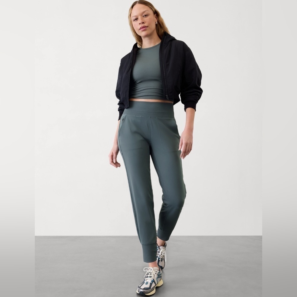 NWOT Venice Eden Jogger Size S/T